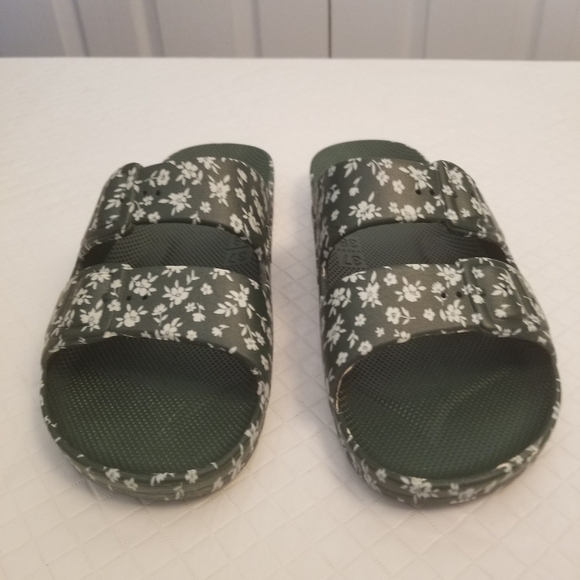 NWT Freedom Moses Moses two band slide on sandal Lilly Rose Amazonia 37/38 - Picture 7 of 9